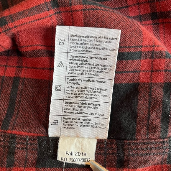 Carhartt Men’s Original Fit Flannel Red Plaid Button Down shirt M - Picture 5 of 9